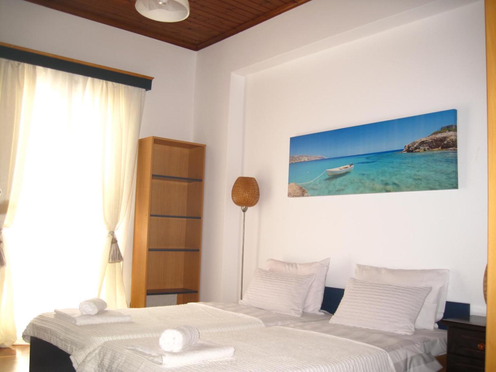 Syros Luxury Living Rozia